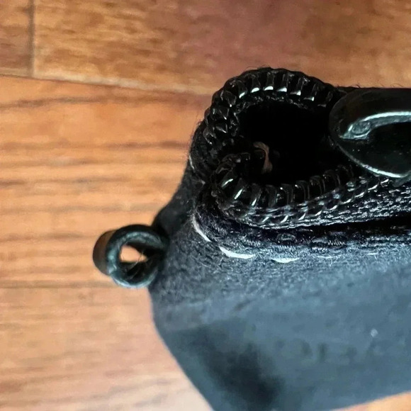 Dooney&Bourke Vintage Canvas Pouch & Keychain Set - Picture 6 of 8